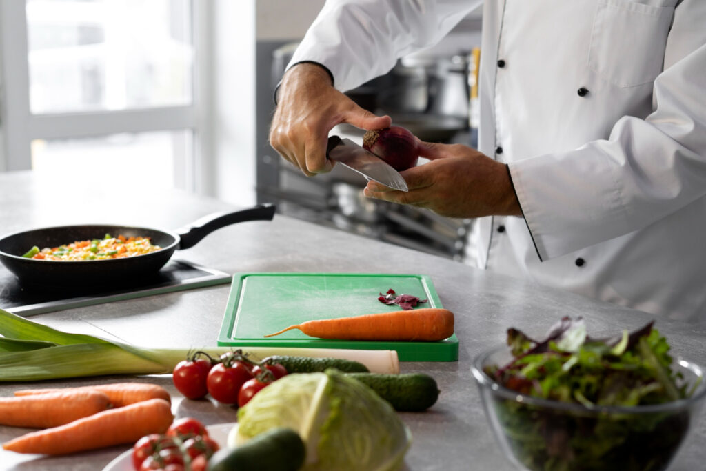 De l’amateur au professionnel : comment la formation de chef pour adultes peut transformer vos compétences culinaires